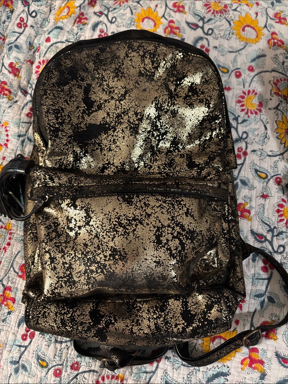 New Soft Leather Sturdy Metallic Black & Gold clComputer Backpack
